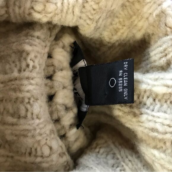 VINTAGE EXPRESS HANDKNIT Cream Gray Crochet Wool Boho Cottage Sweater Size S - Picture 7 of 8